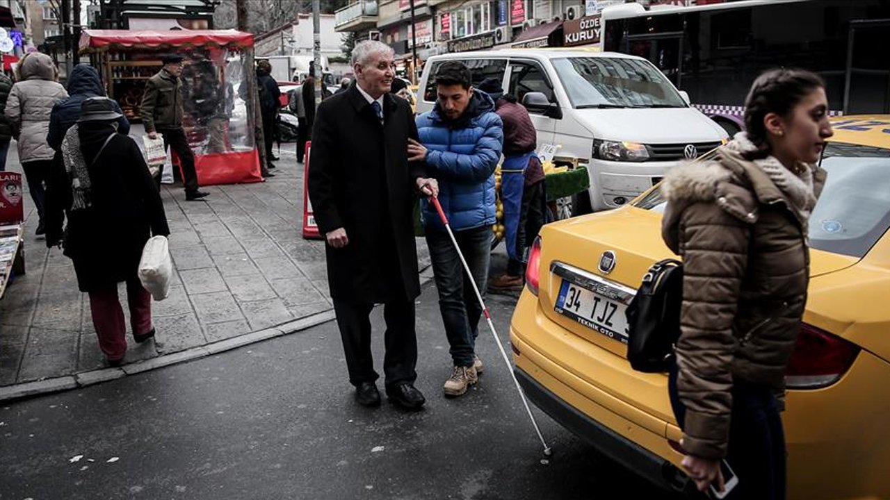 Görme engelli vatandaşlar artık kitap okuyabilecek