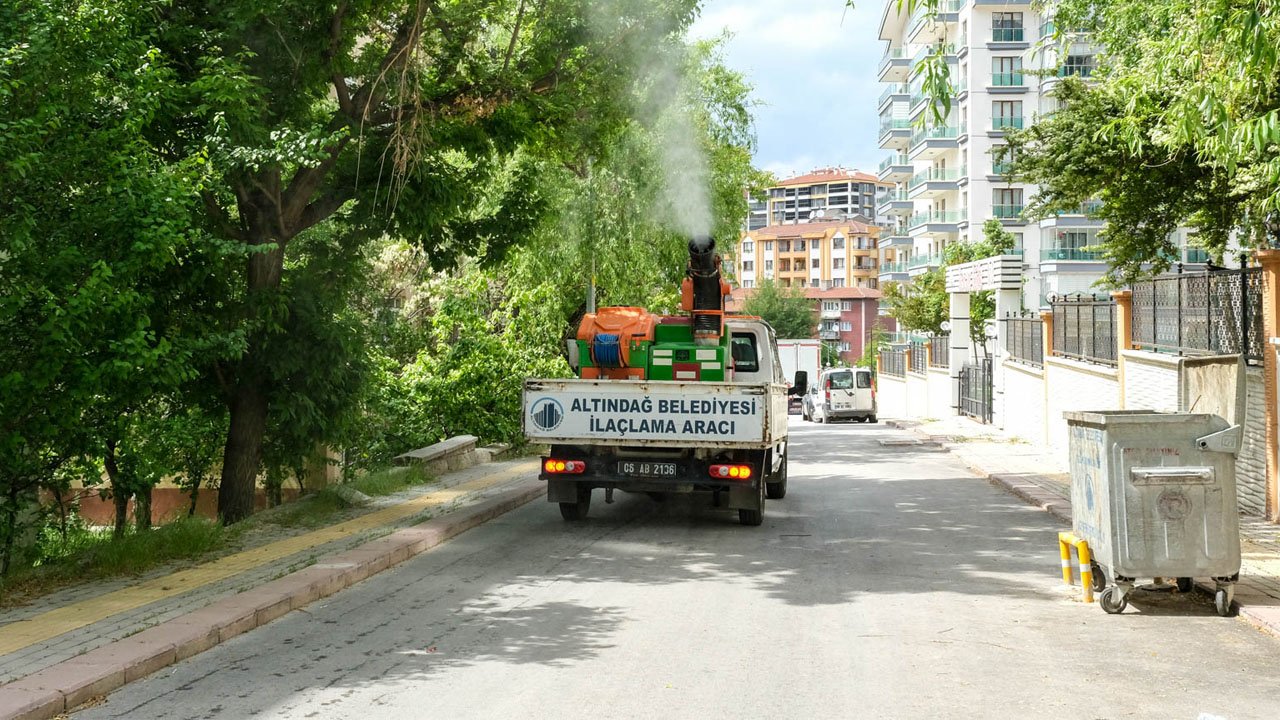 Altındağ'da haşerelere geçit yok