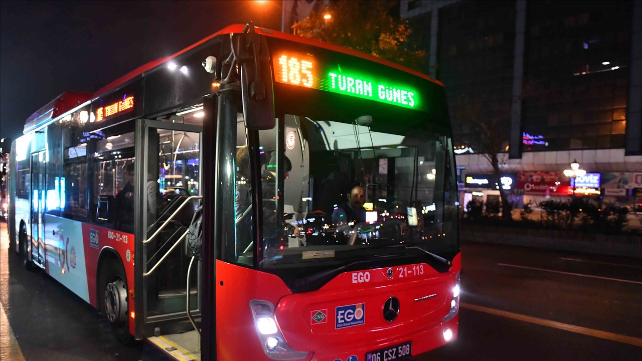 Ankara'da 1 günde 670 bin kişi EGO otobüsü kullandı