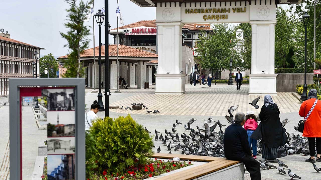 Hacı Bayram Meydanı yenilendi güzelleşti