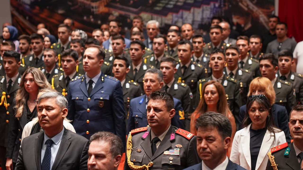 Ankara'daki Enver Paşa toplantısına yoğun ilgi