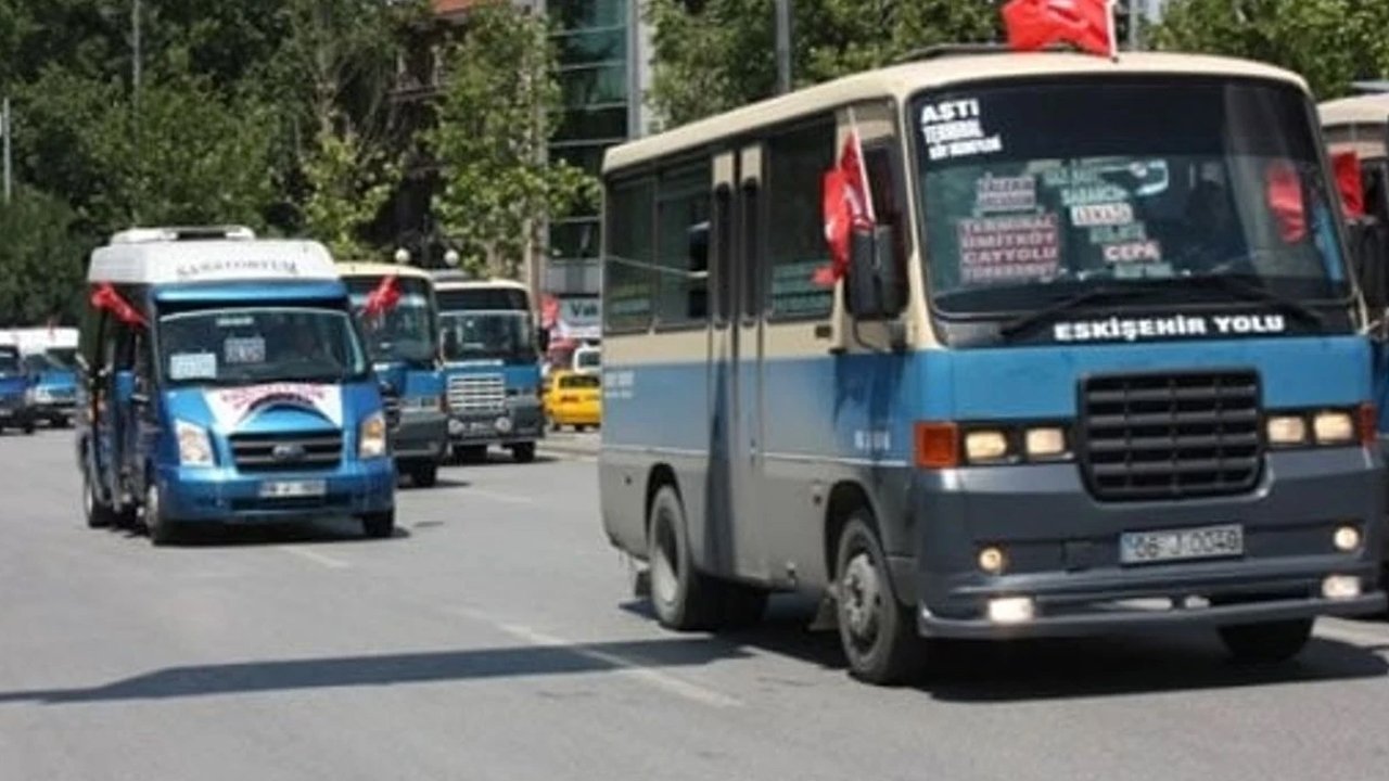 Dolmuş beklerken canından oldu: Bala'da feci kaza