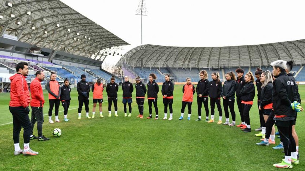 Haydi Ankara stada: Kadınlar sahaya çıkıyor