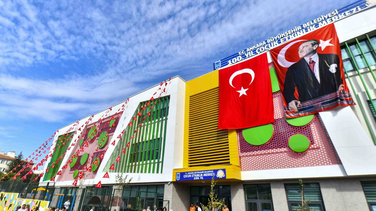 Hizmetin partisi olmaz: Sincan, Mansur Yavaş ile kafa kafaya verdi