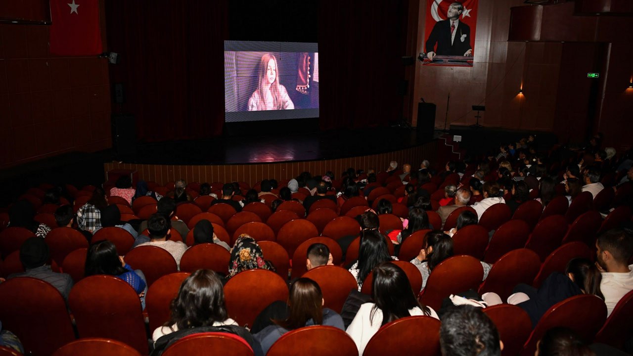 Ankara'da 29 Ekim etkinlikleri: Büyükşehir film gösterimi yaptı