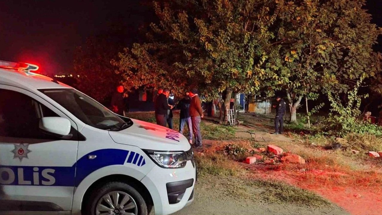 İzmir'deki yangında acı detay: 5 kardeş üst üste yatarken bulundu