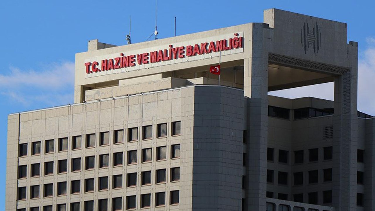 Hazine ve Maliye Bakanlığı’ndan alkollü içecek sektörüne yakın takip