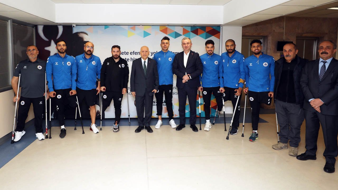 Ampute Futbol Şampiyonları Ankara'da: Fethi Yaşar’ı ziyaret ettiler