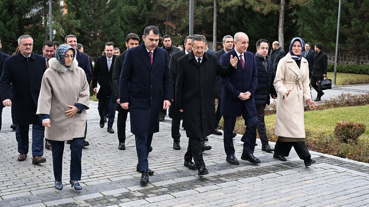 Çevre Bakanı Kurum’dan Altındağ’a ziyaret: Projeler değerlendirildi