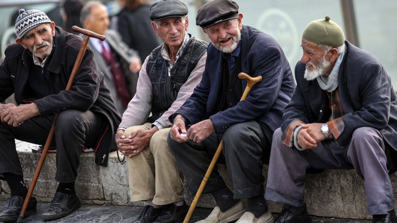 TÜED ateş püskürdü: Emekliyi bitirmeye ant mı içtiniz?