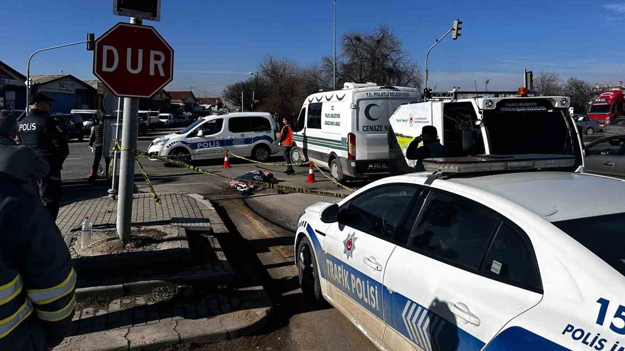 Polatlı'da feci kaza: Kamyon çarpan yaşlı adam hayatını kaybetti