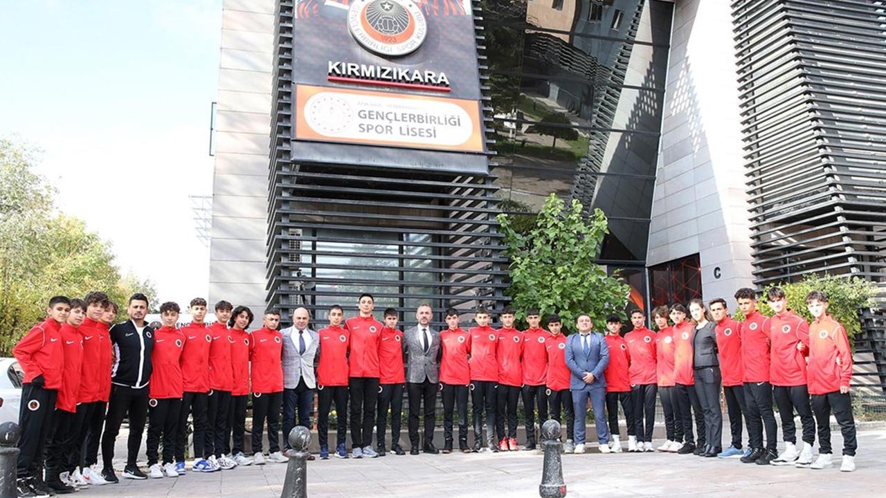 Gençlerbirliği Spor Lisesi ön kayıtları başladı