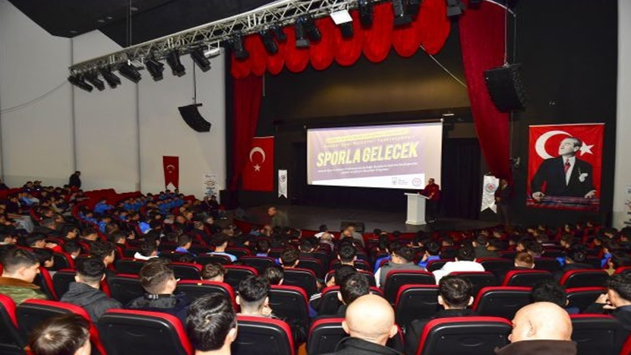 Ankara’da “Spora Evet, Şiddete Hayır!” programı düzenlendi