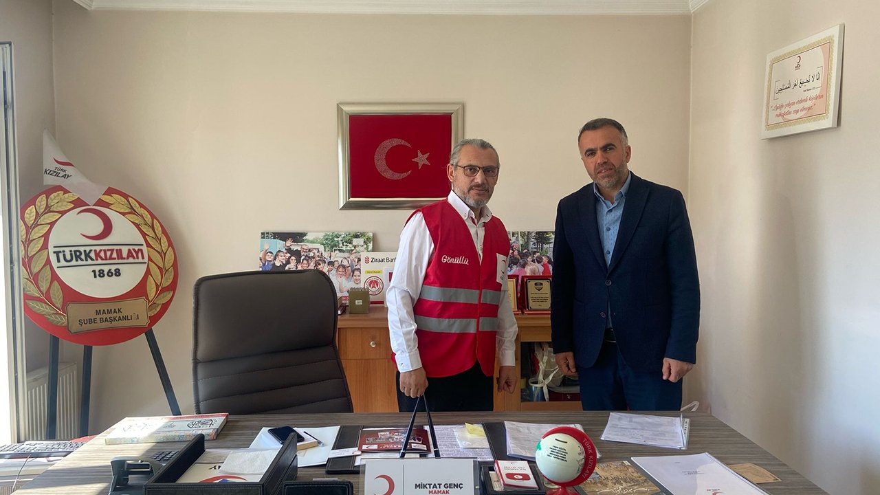 Mamak Kızılay Şube Başkanı Miktat Genç: “Kimse yalnız kalmayacak”