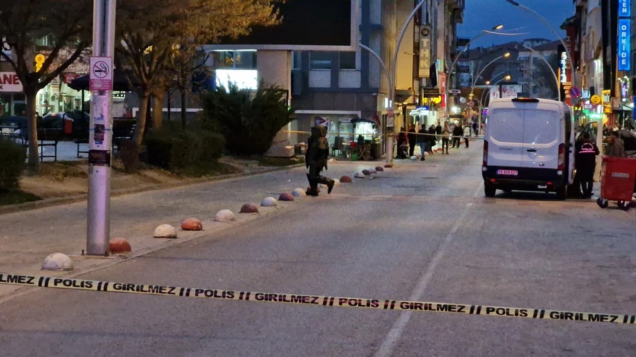Karaman’da şüpheli çanta patlatıldı: İçinden para çıktı