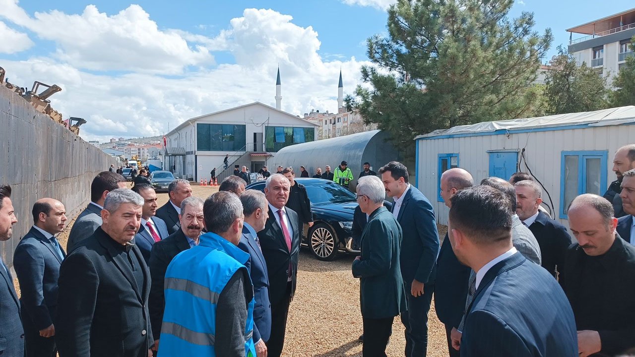 Sincan-Yenikent-Kazan Soda Demiryolu Projesi’ne şantiye ziyareti