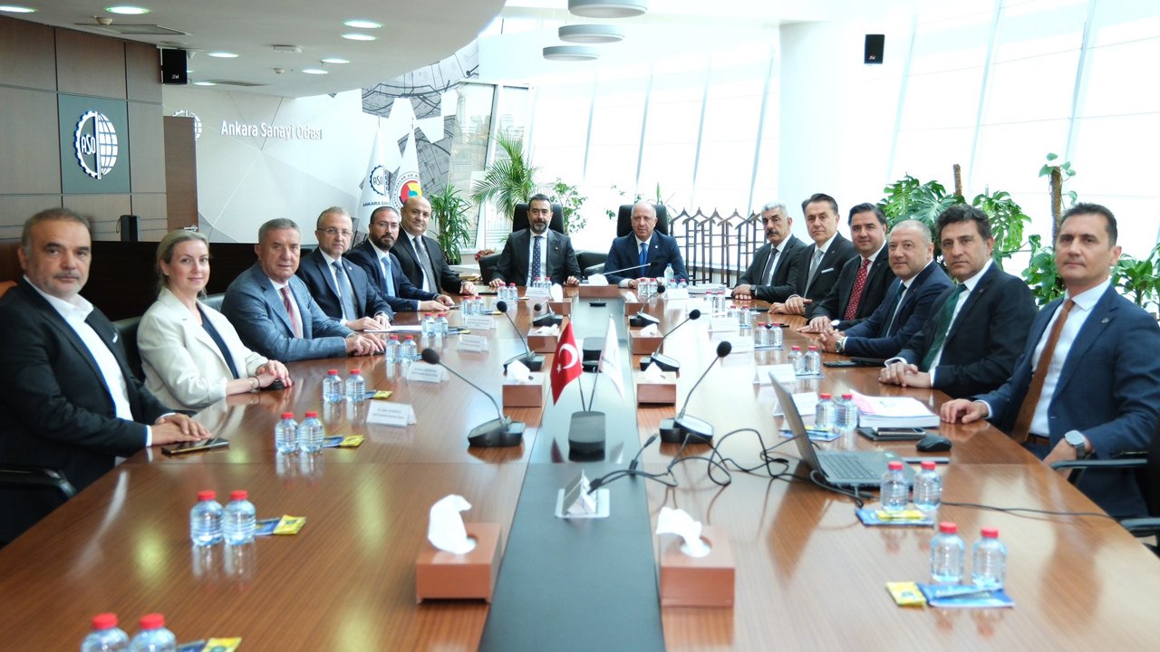 AK Parti Ankara teşkilatı Sanayi Odası'nı ziyaret etti