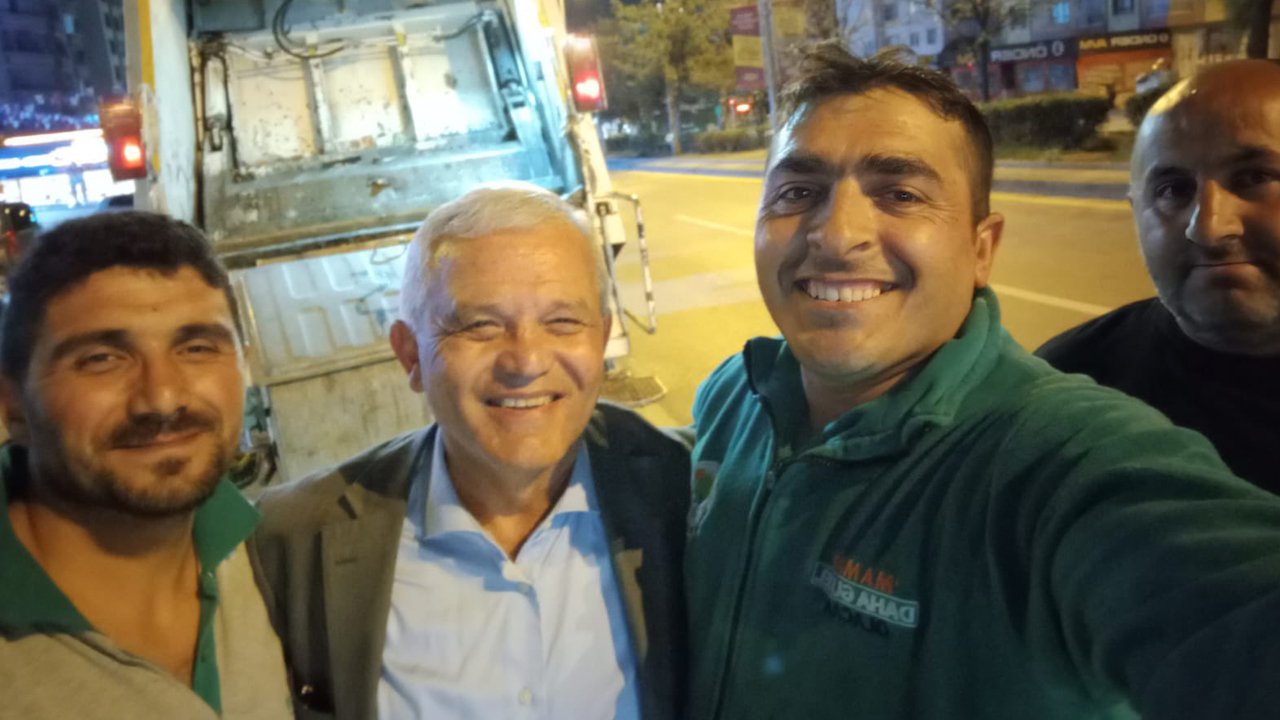 Veli Gündüz Şahin Mamak'ta çöpleri topladı