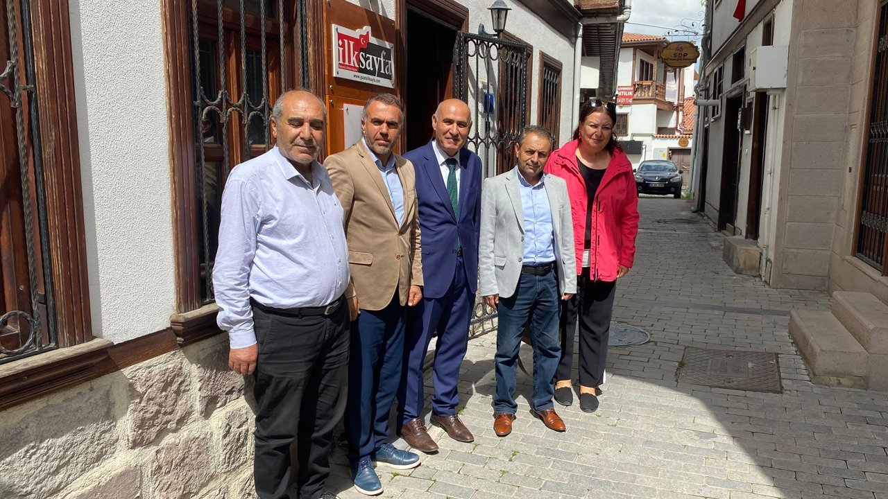 Mamak Kırşehirliler Derneği'nden Ankara Ulus gazetesine ziyaret