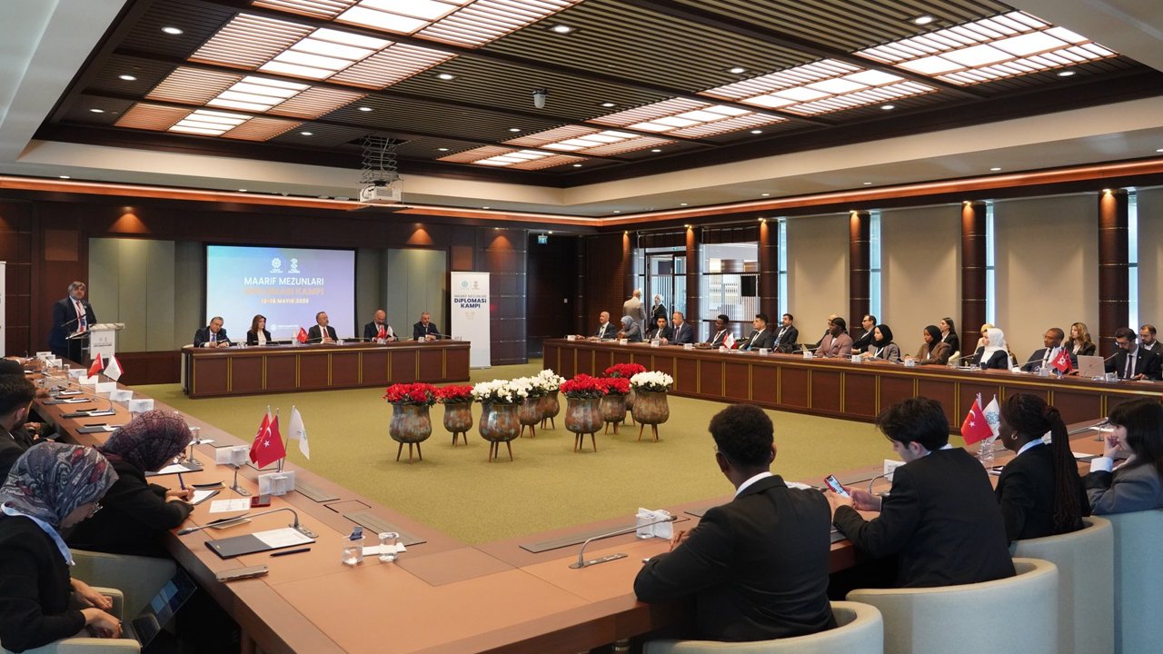 Diplomat adayları Cumhurbaşkanlığı Millet Kütüphanesi’nde