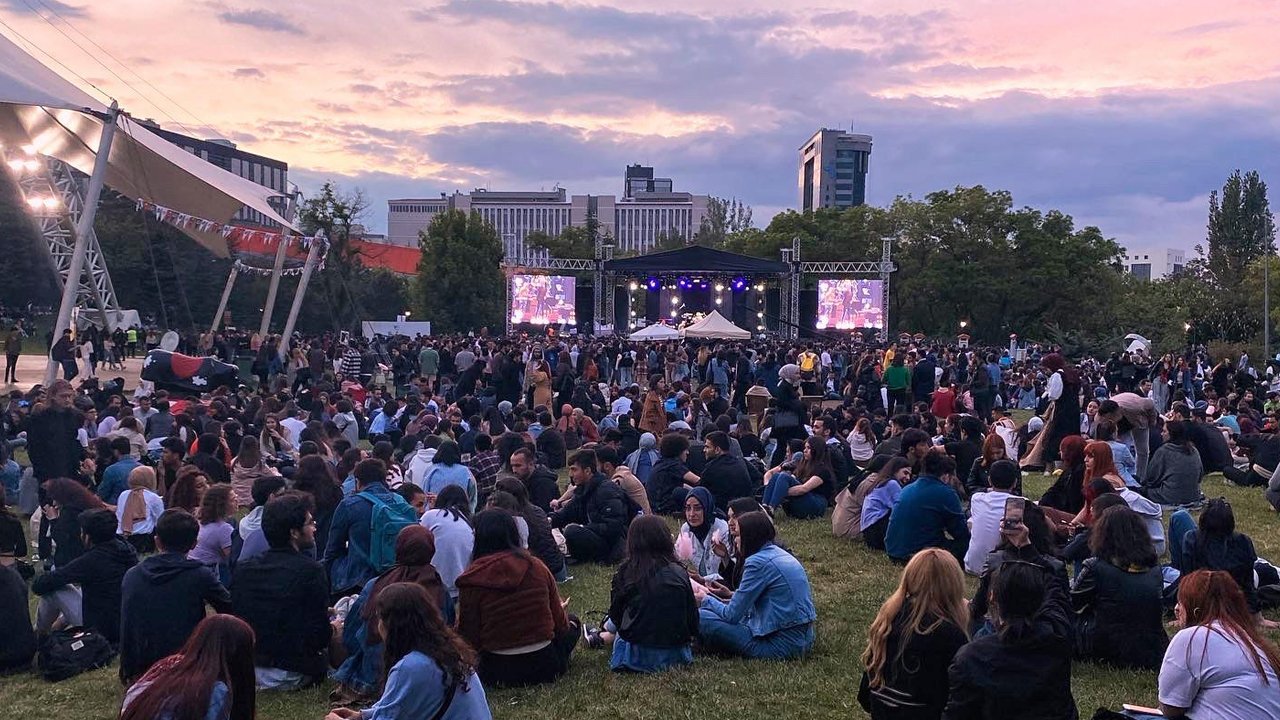 Kuğulu Park'ta yarın gençlik festivali düzenlenecek