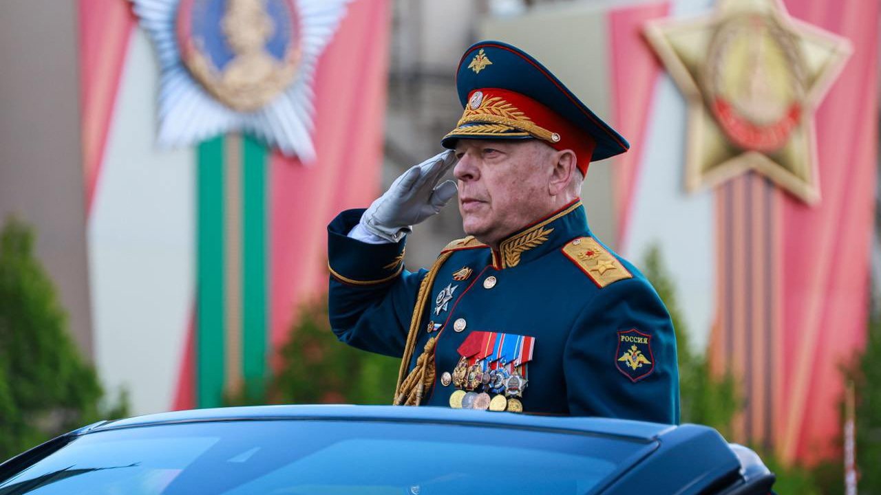 Rus Kara Kuvvetleri Komutanı General Salyukov görevden alındı