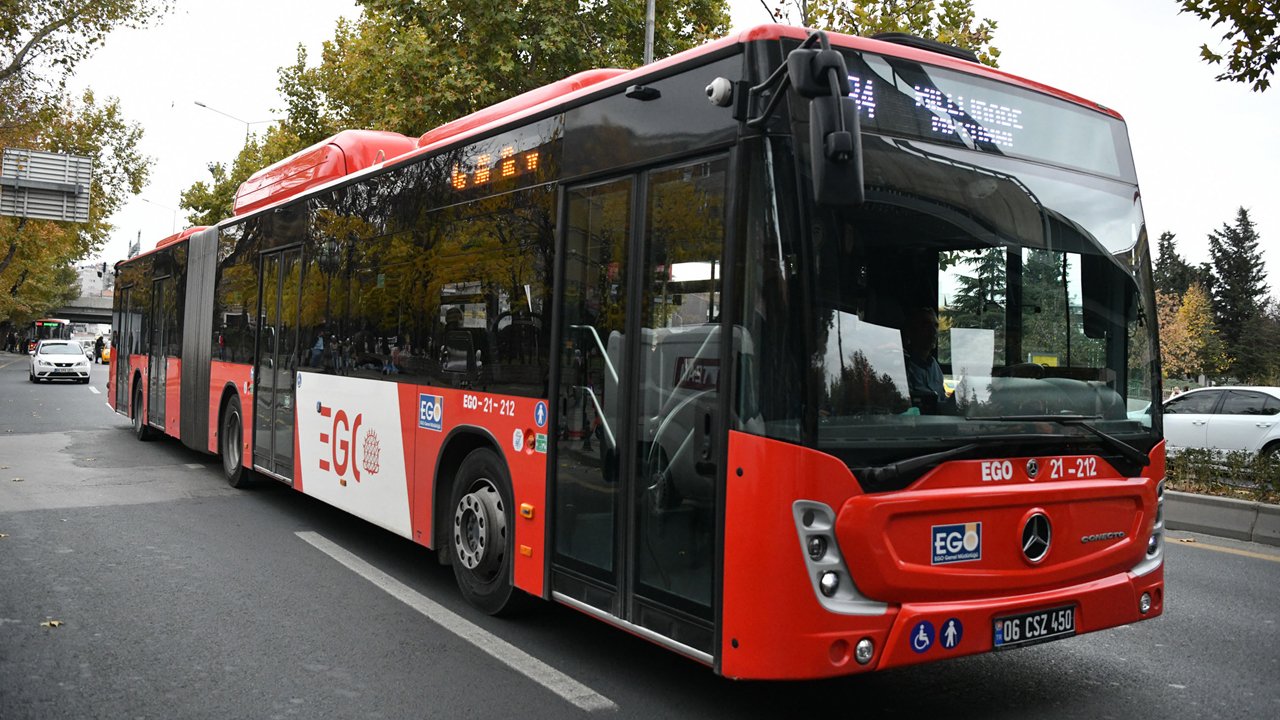 Ankara'da toplu taşımaya yeni nesil metrobüs takviyesi geliyor