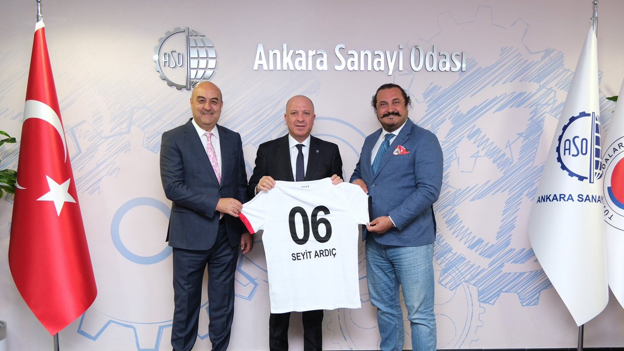 Süper Lig'e yükselen Gençlerbirliği'nden Ankara Sanayi Odası'na ziyaret