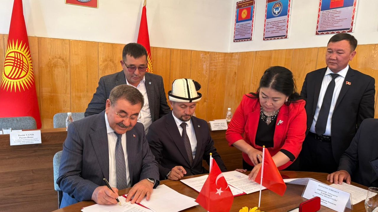Gölbaşı Belediyesi Kırgız şehri Balıkçı ile kardeş oldu