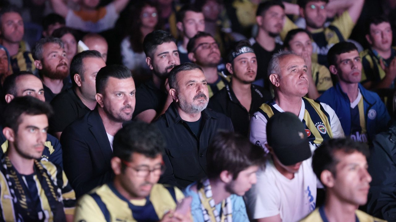 Sincan’da EuroLeague coşkusu: Kaymakam ve Başkan da izledi