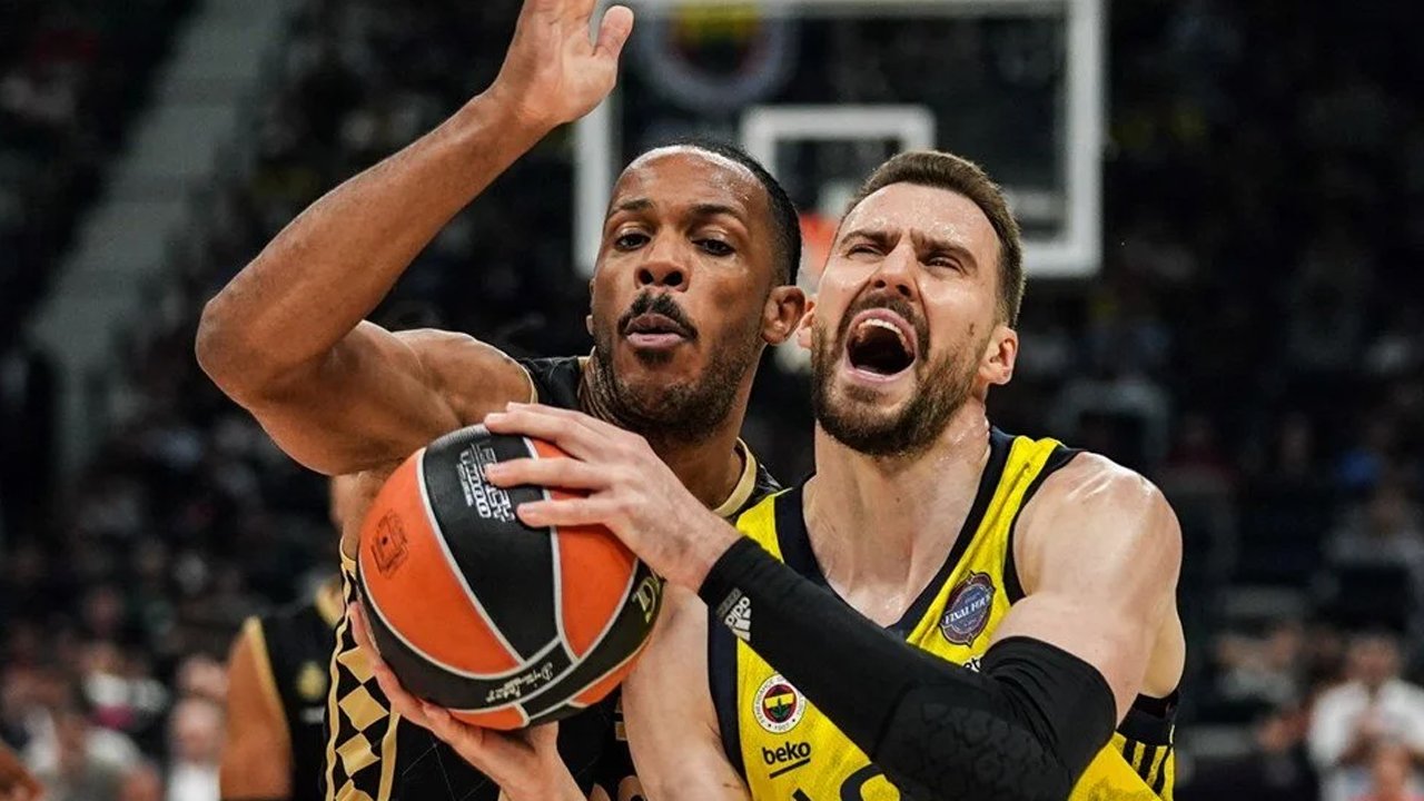 Mansur Yavaş EuroLeague şampiyonu Fenerbahçe’yi tebrik etti