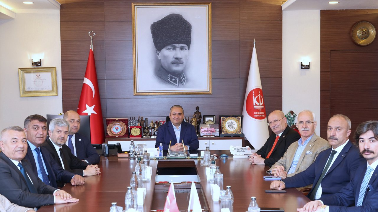 Ankaralı patronlar Keçiören Belediyesi'ni ziyaret etti