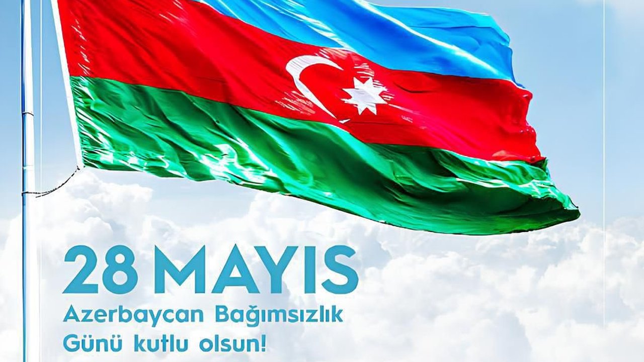Bahçeli'nin başdanışmanından 28 Mayıs mesajı:  Bayrak yere inmez