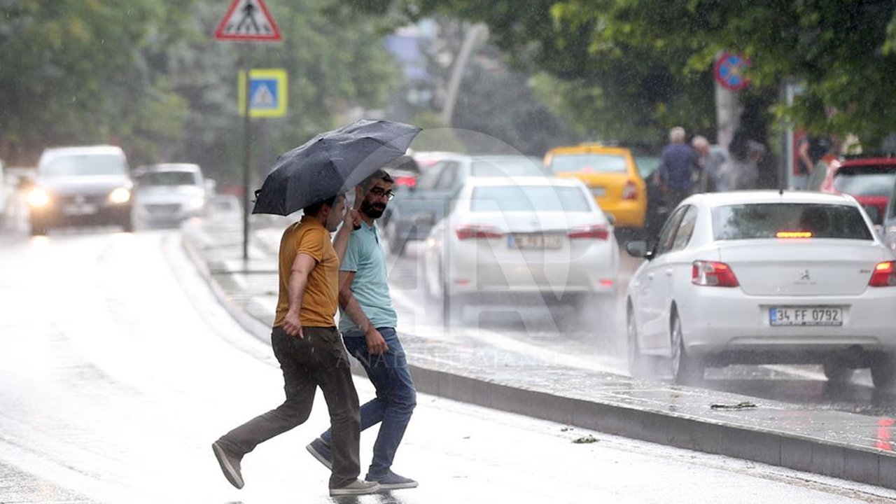 Ankara’da sağanak alarmı: ABB teyakkuzda, vatandaşlara uyarı