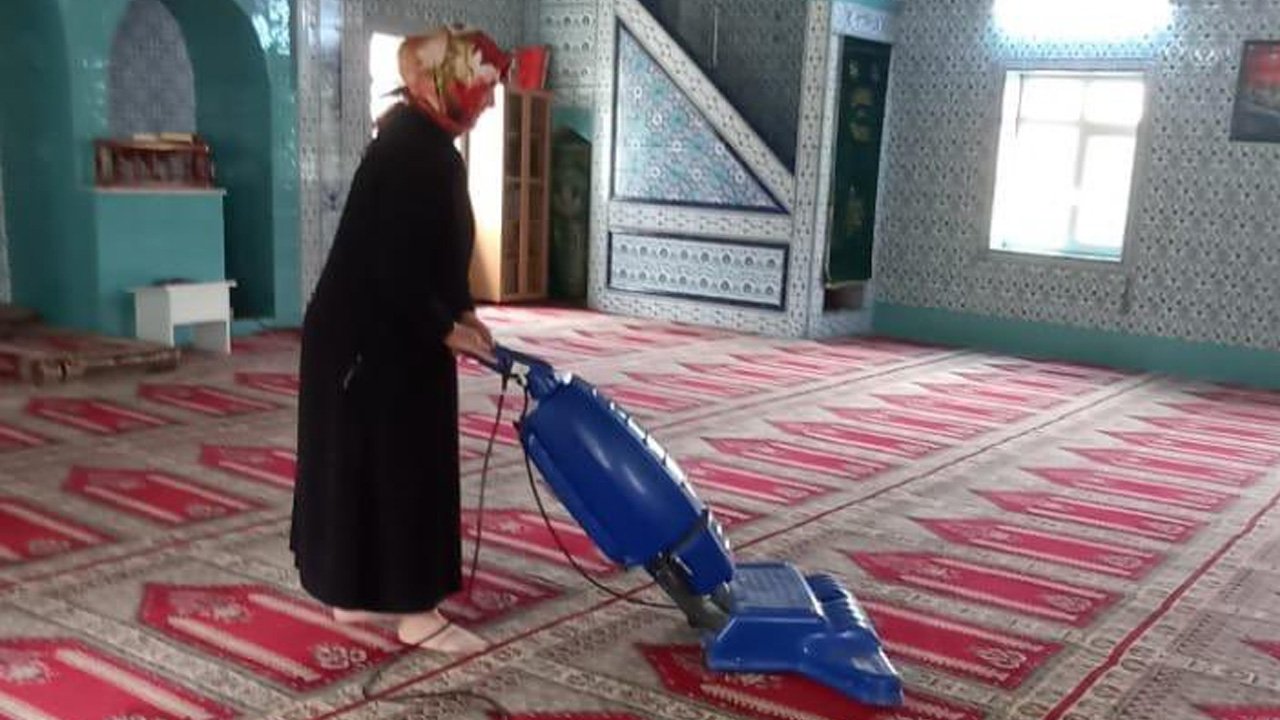 Kalecik’te camiler kadınlara emanet: Takdir topladılar