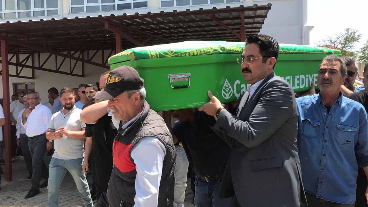 Ankara Bala Kaymakamı Ali Yıldırım şehit babasının cenazesine katıldı