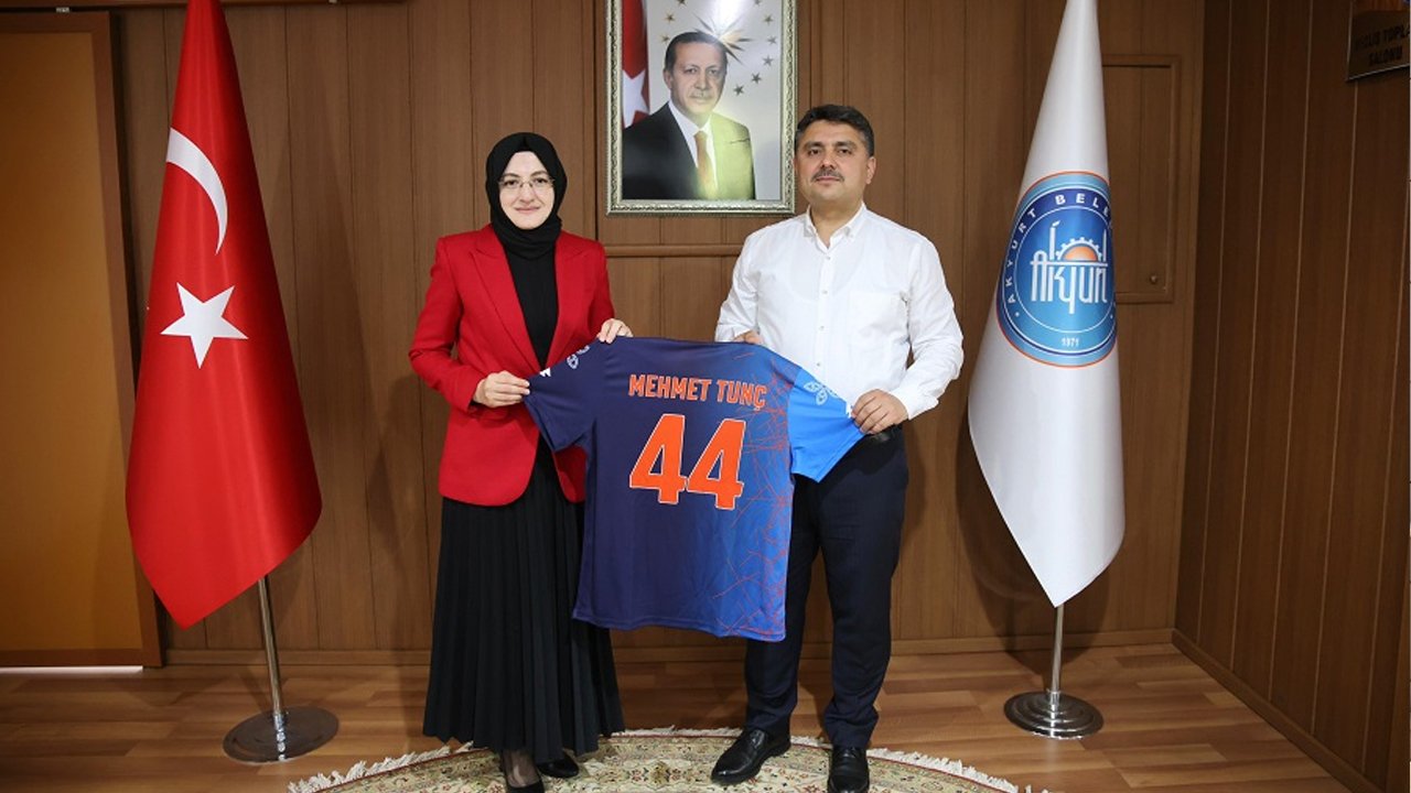 Akyurt Kaymakamı, Belediye Başkanı Hillal Ayık'ı ziyaret etti