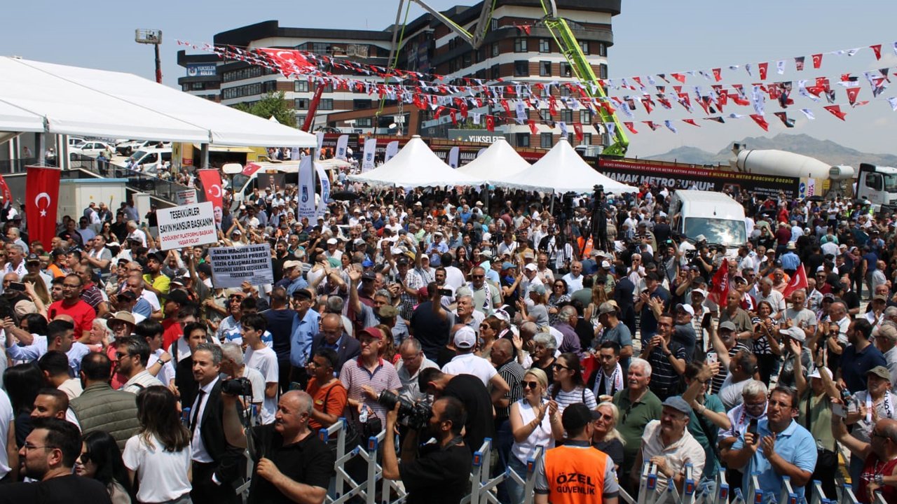 Dikimevi–Nata Yolu Metro Hattı’nın temeli atıldı: Günde 300 bin yolcu taşıyacak