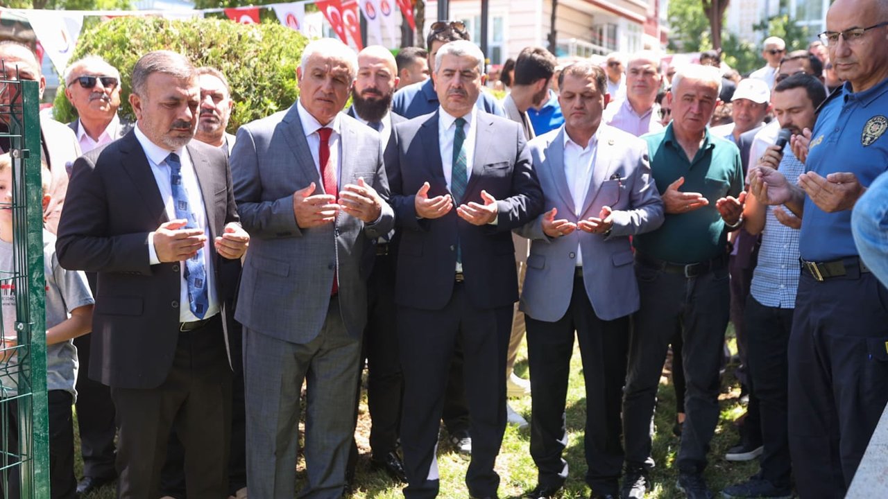 Sincan'daki kreş açılışına bürokrasiden eksiksiz katılım