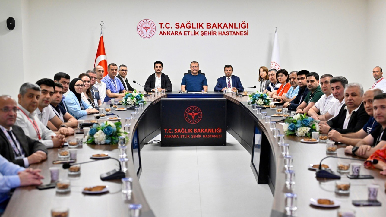 Azerbaycan heyeti Etlik Şehir Hastanesi’ni ziyaret etti