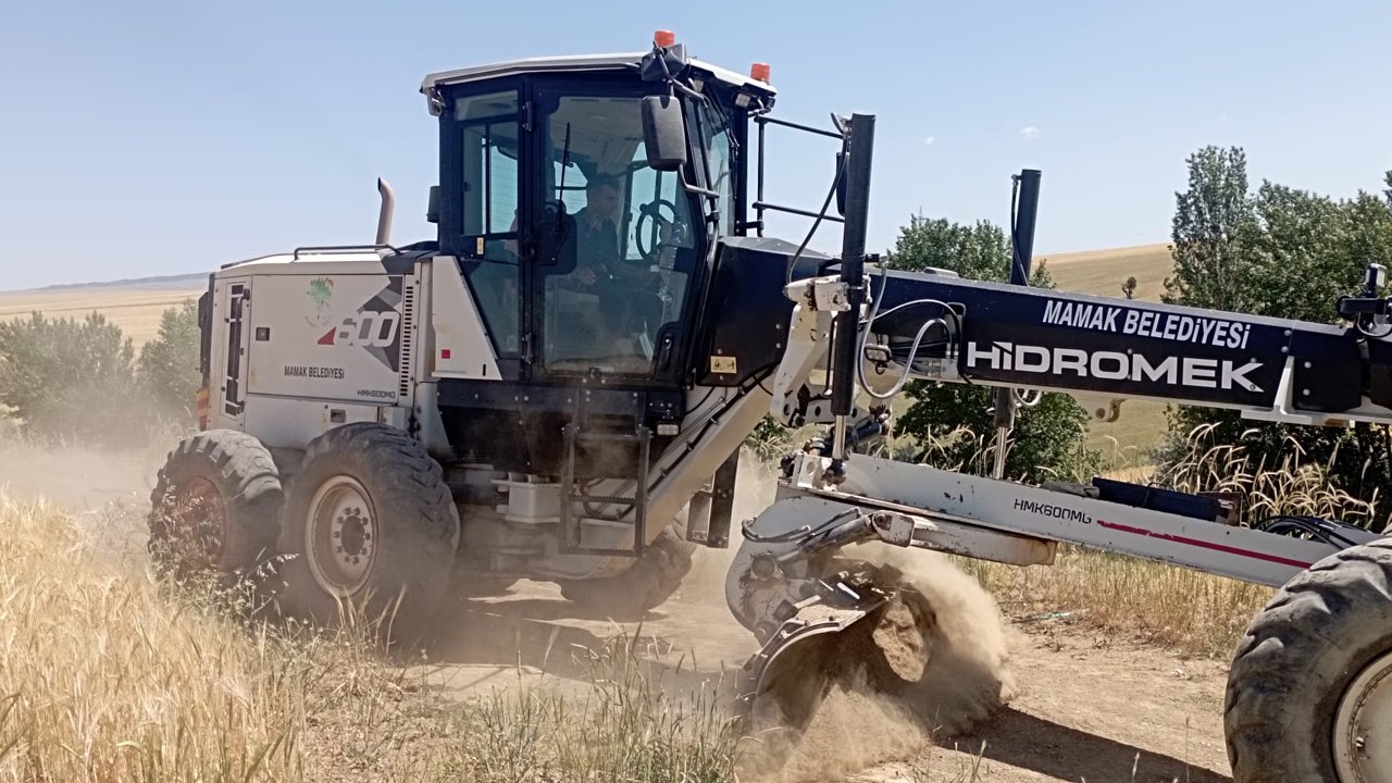 Ankara Mamak'ta çiftçilere destek: Arazi yolları açılıyor
