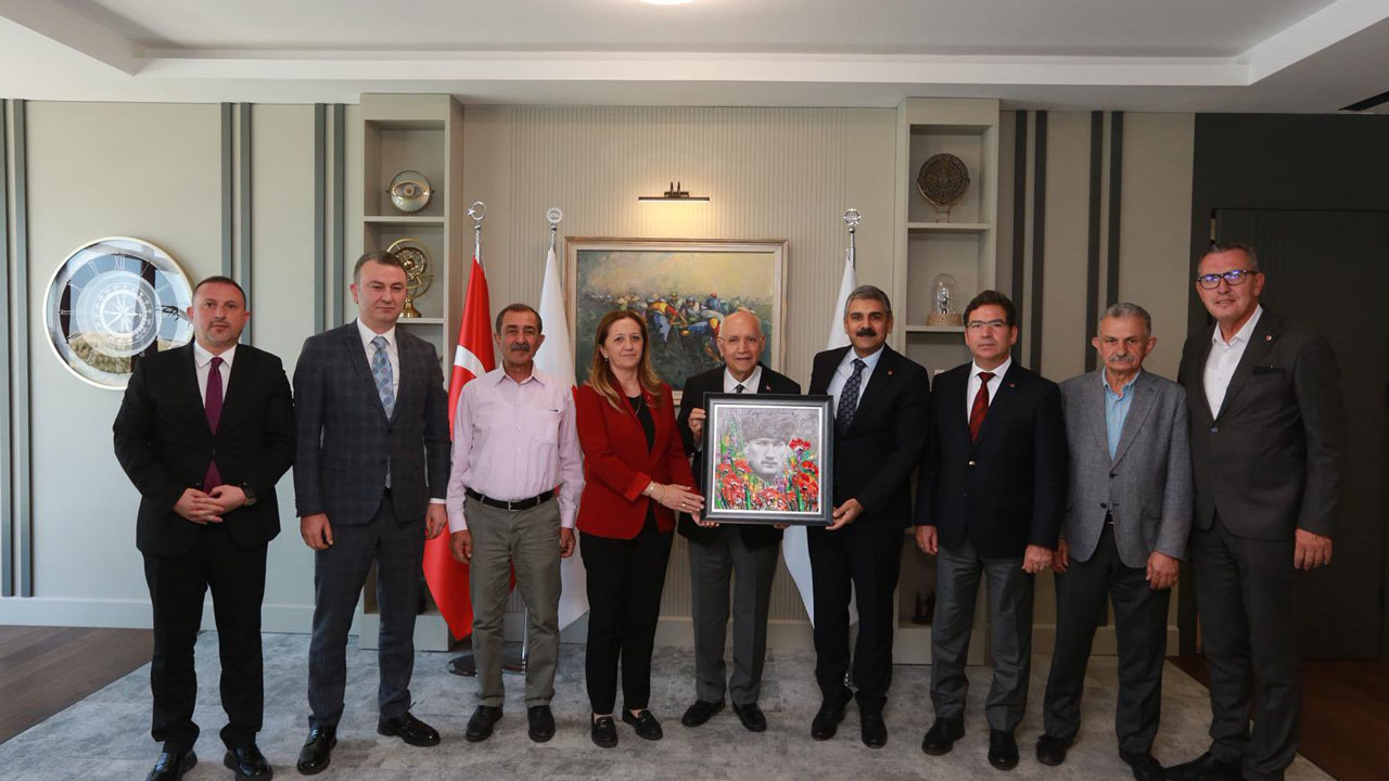 Fethi Yaşar CHP heyeti ile birlikte devrimci sendikaları ziyaret etti