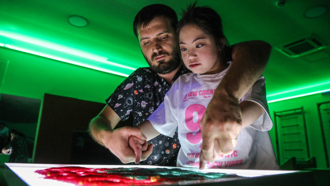 Çankaya Belediyesi engelli vatandaşları yalnız bırakmıyor