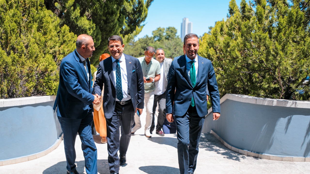 DEVA Partisi heyeti Ankaragücü tesislerini ziyaret etti