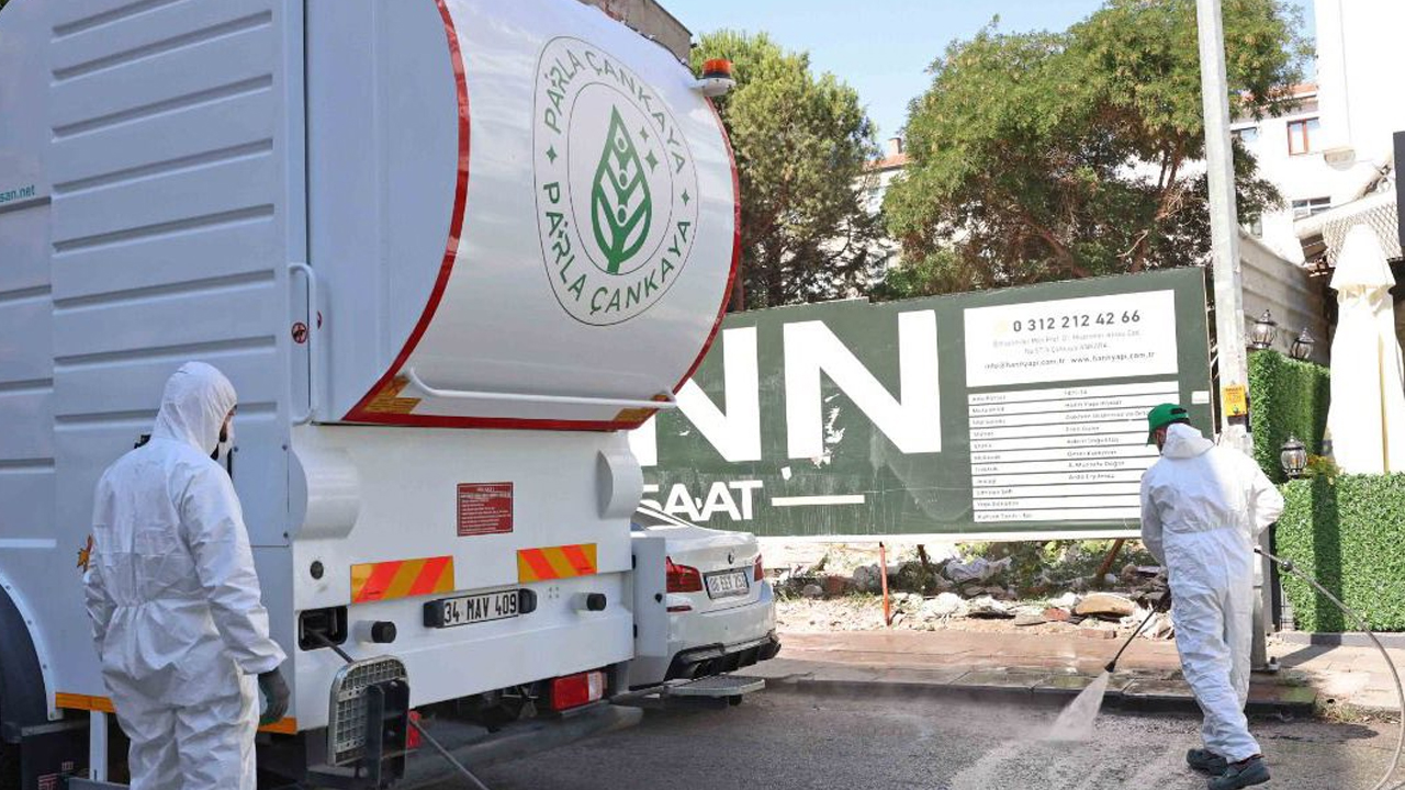 Çankaya Bahçeli'de karantina dönemini aratmayan temizlik: Ekipler sahada