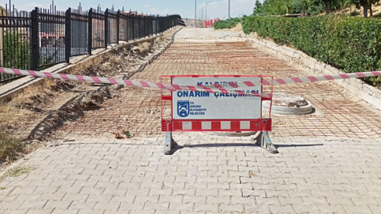 Etimesgut Turkuaz Mahallesi’ndeki yol sorunu çözülüyor