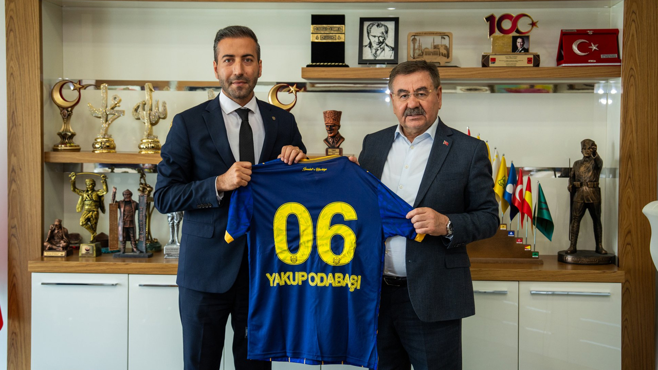 Ankaragücü yönetimi Gölbaşı Belediyesi’ni ziyaret etti
