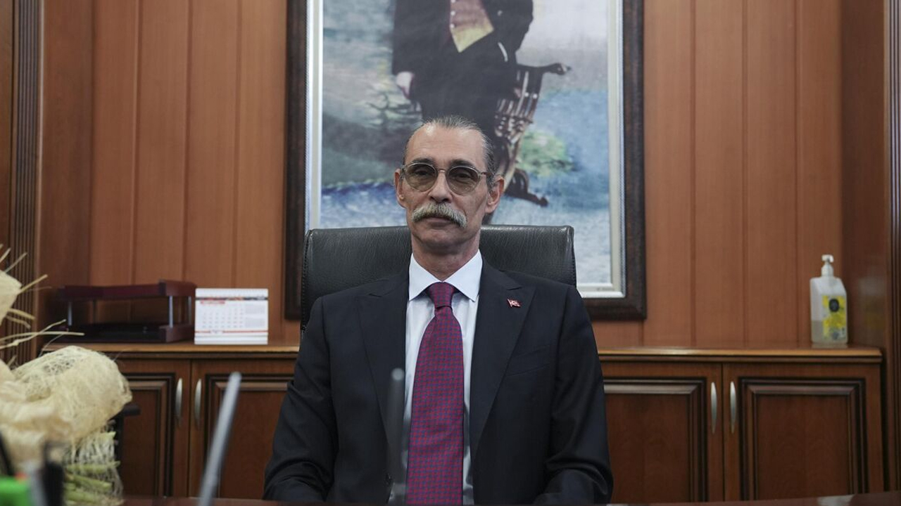 Erdal Beşikçioğlu yılları karıştırdı: O ifade gözlerden kaçmadı