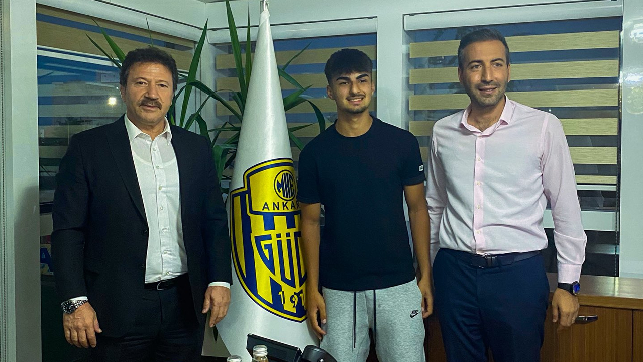 Ankaragücü'nde transfer krizi: Mehmet Yiğiner araya girdi