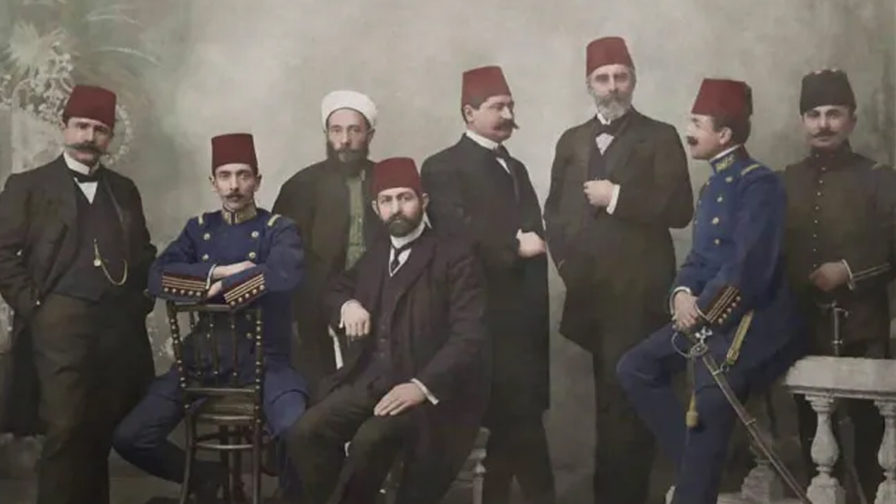 Tarih Vakfı yayınlarında yüzle 50 indirim: 6 Ağustos'ta bitecek